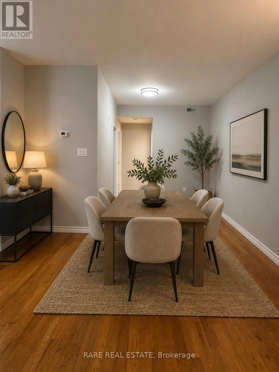 202-249 Augusta Avenue, Toronto, ON, M5T 2C2 - 2