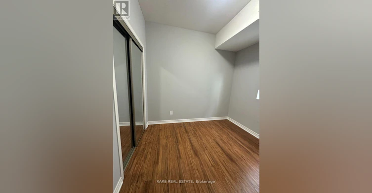 202-249 Augusta Avenue, Toronto, ON, M5T 2C2 - 8