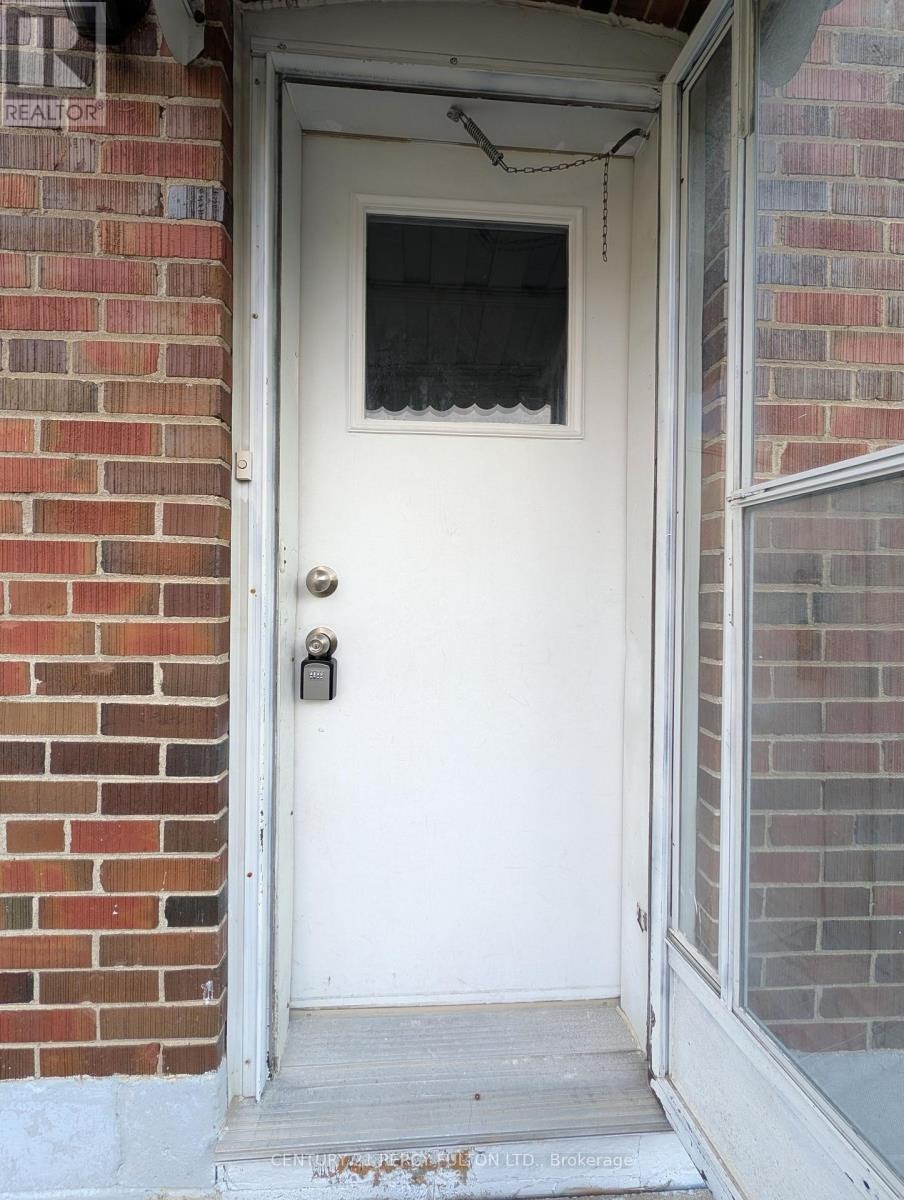 270 Wilson Road S, Oshawa, ON, L1H 6C5 - 2