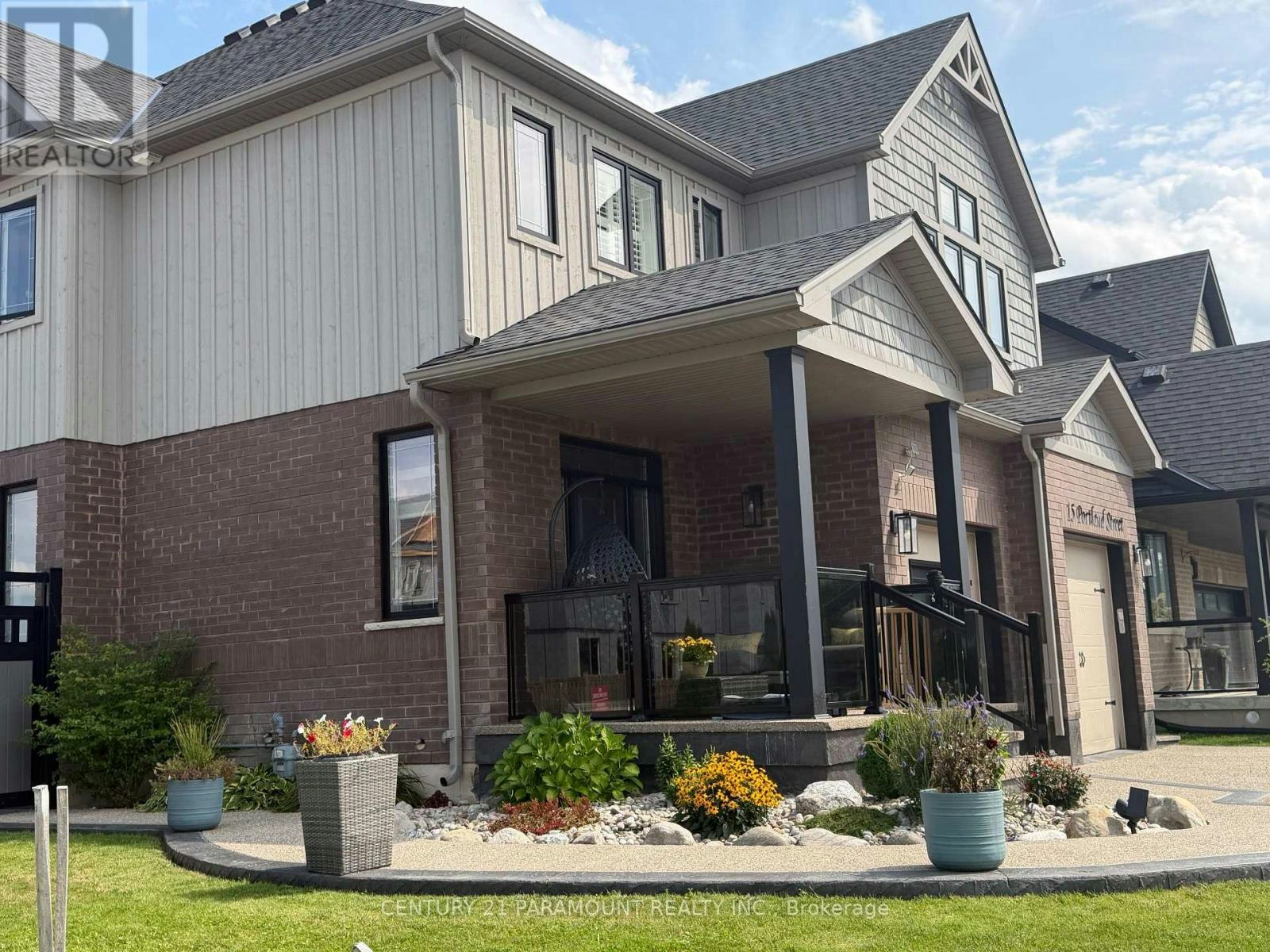 19 Portland Street, Collingwood, ON, L9Y 2L3 - 2