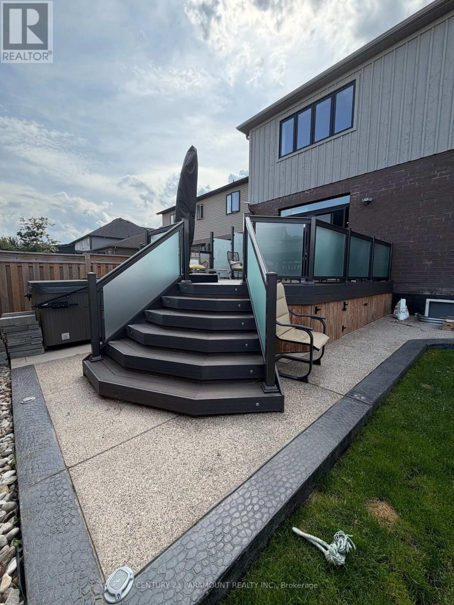 19 Portland Street, Collingwood, ON, L9Y 2L3 - 19