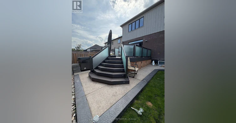 19 Portland Street, Collingwood, ON, L9Y 2L3 - 19