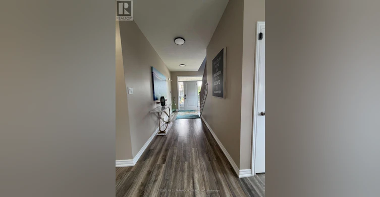 19 Portland Street, Collingwood, ON, L9Y 2L3 - 8