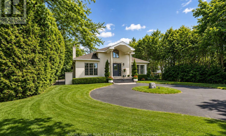 3423 Lakeshore Road