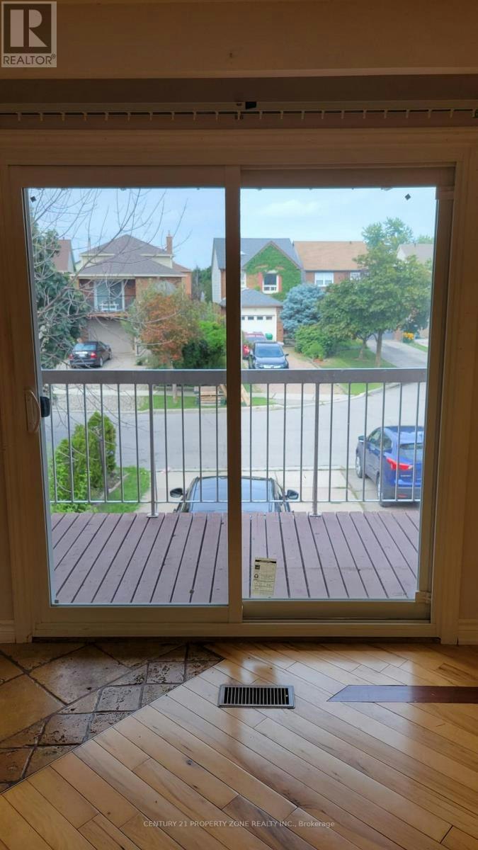 44 Rotherglen Court, Brampton, ON, L6X 2S1 - 4