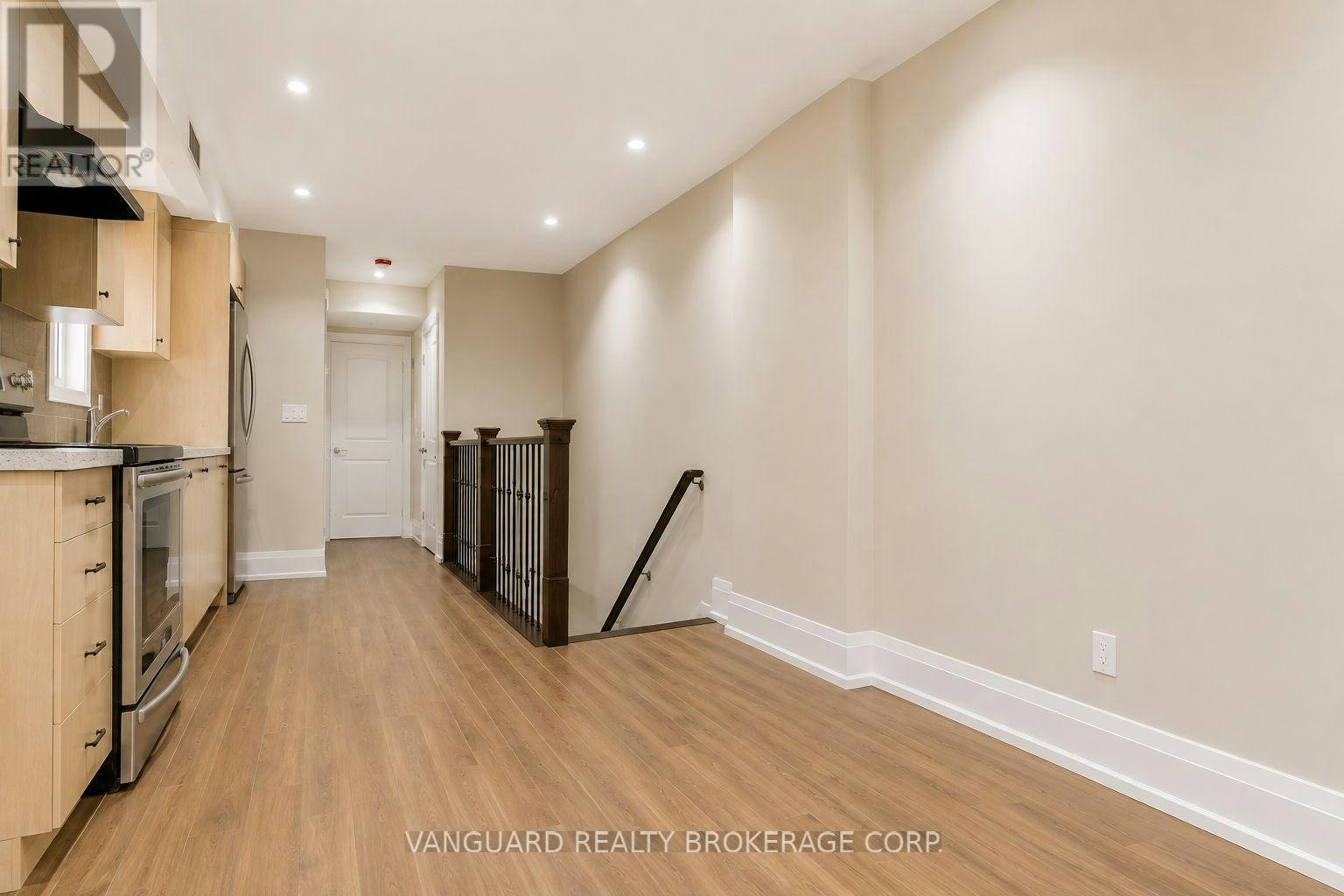 2ND FLOOR-170 Yarmouth Road, Toronto, ON, M6G 1X4 - 2