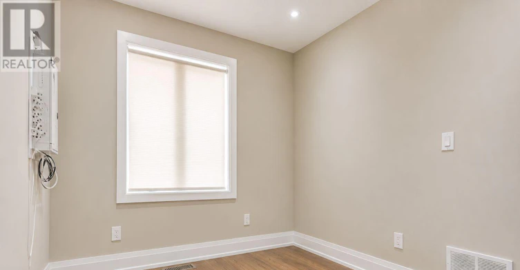 2ND FLOOR-170 Yarmouth Road, Toronto, ON, M6G 1X4 - 10