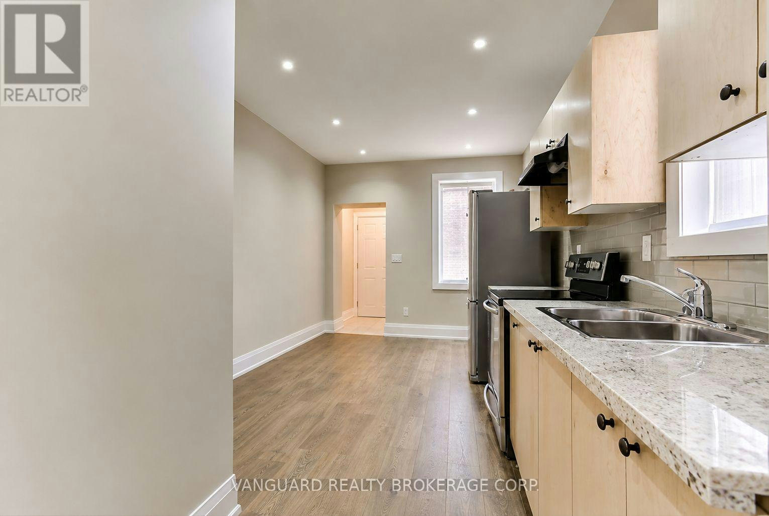 2ND FLOOR-170 Yarmouth Road, Toronto, ON, M6G 1X4 - 7