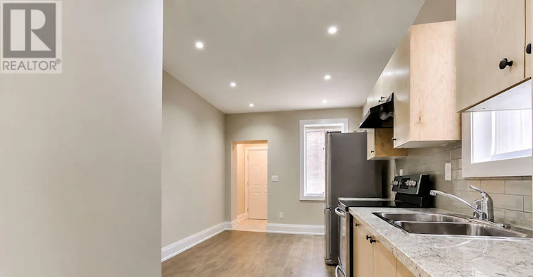 2ND FLOOR-170 Yarmouth Road, Toronto, ON, M6G 1X4 - 7