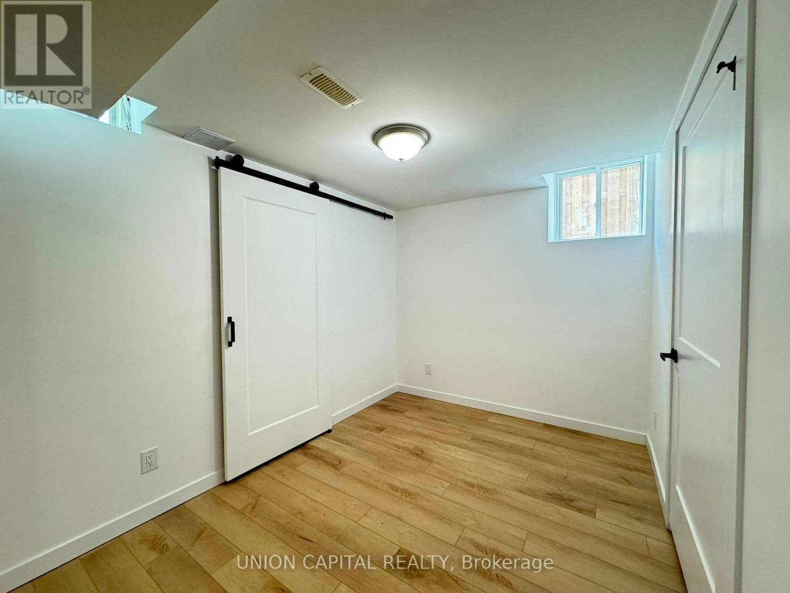 LOWER-704 Courtney Valley Road, Mississauga, ON, L5V 0C3 - 6