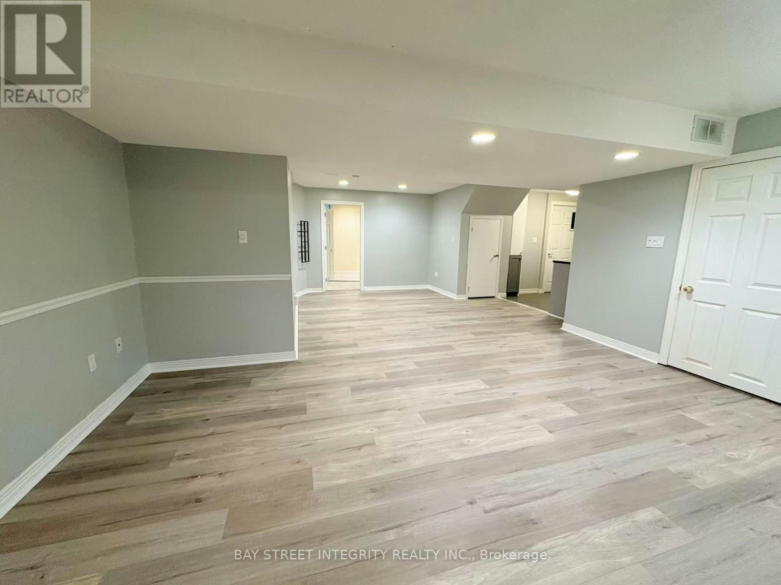 414 River Glen Boulevard, Oakville, ON, L6H 5X5 - 3