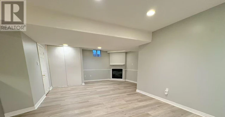 414 River Glen Boulevard, Oakville, ON, L6H 5X5 - 2