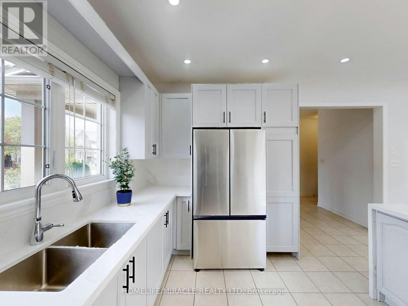 UPPER-63 Sleightholme Crescent, Brampton, ON, L6P 3E7 - 8