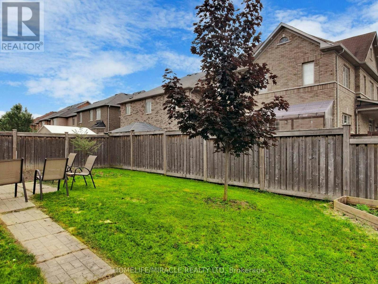 UPPER-63 Sleightholme Crescent, Brampton, ON, L6P 3E7 - 2
