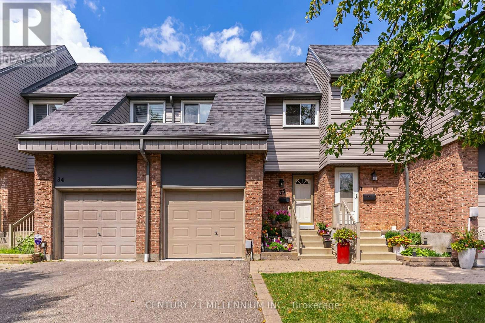35 Tara Park Crescent, Brampton, ON, L6V 3E3
