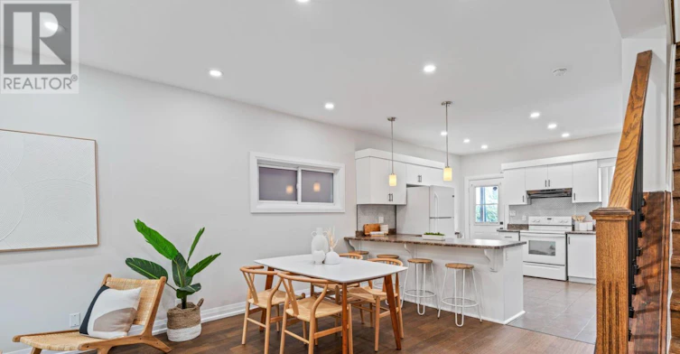 UPPER-23 Somerset Avenue, Hamilton, ON, L8L 2L4 - 3