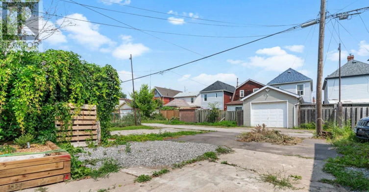 UPPER-23 Somerset Avenue, Hamilton, ON, L8L 2L4 - 25
