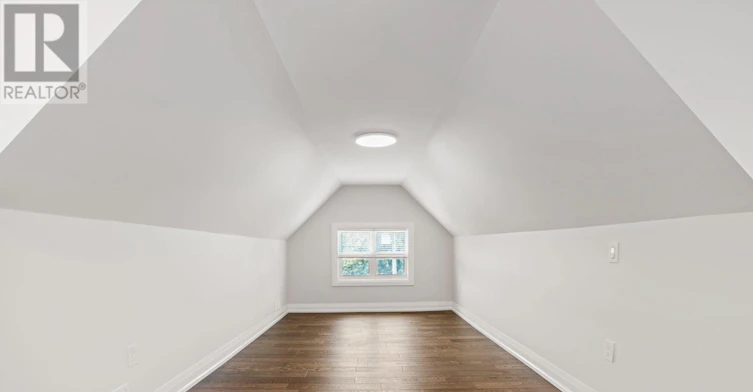 UPPER-23 Somerset Avenue, Hamilton, ON, L8L 2L4 - 20