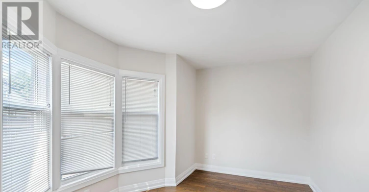 UPPER-23 Somerset Avenue, Hamilton, ON, L8L 2L4 - 11