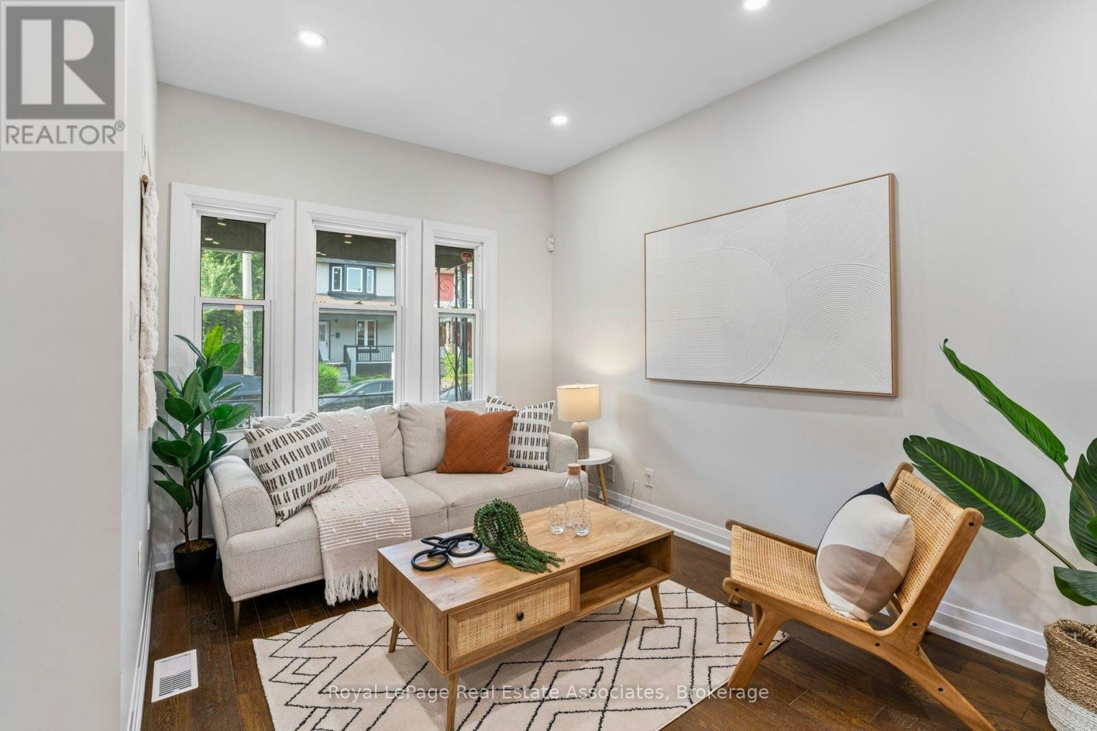 UPPER-23 Somerset Avenue, Hamilton, ON, L8L 2L4 - 4