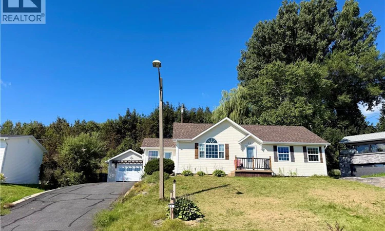 35 Cote Bleu Drive