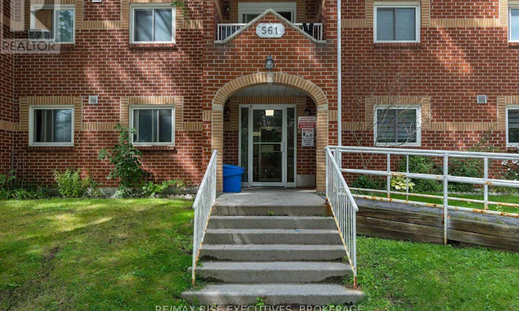 305-561 Armstrong Road