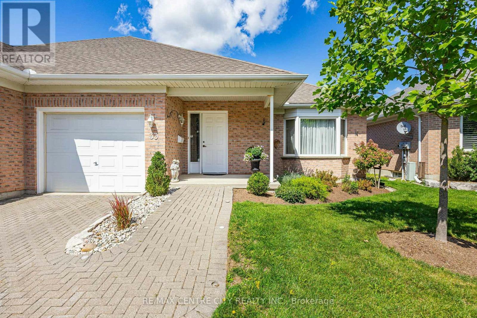 33 Ilderbrook Circle, Komoka, ON, N0M 2A0