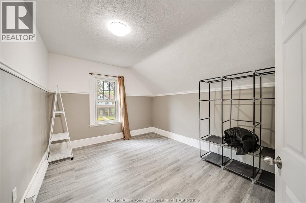 211 Cameron, Windsor, ON, N9B 1Y5 - 22