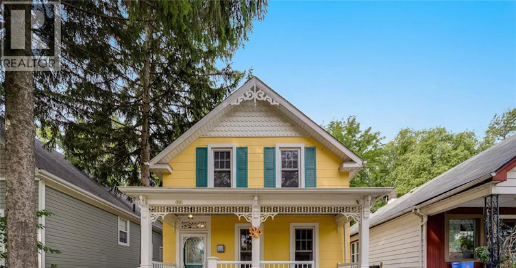 211 Cameron, Windsor, ON, N9B 1Y5