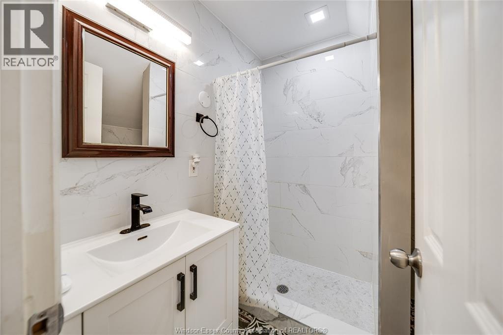 211 Cameron, Windsor, ON, N9B 1Y5 - 21