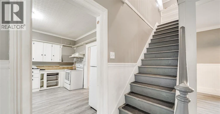 211 Cameron, Windsor, ON, N9B 1Y5 - 13
