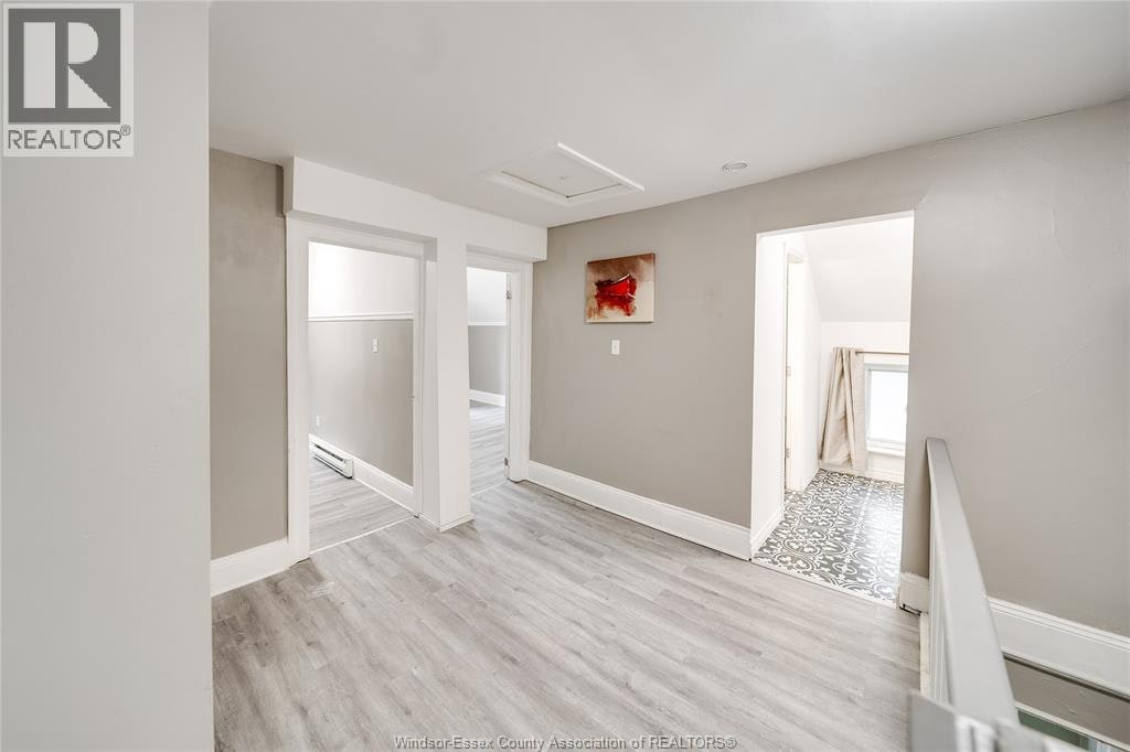 211 Cameron, Windsor, ON, N9B 1Y5 - 19