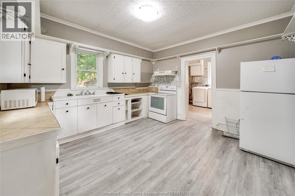 211 Cameron, Windsor, ON, N9B 1Y5 - 15