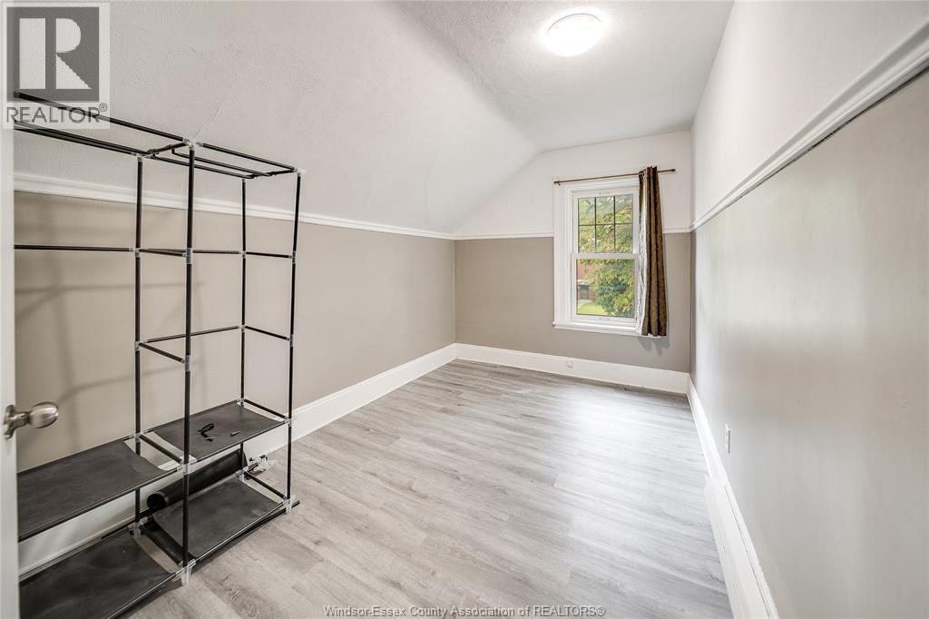 211 Cameron, Windsor, ON, N9B 1Y5 - 23