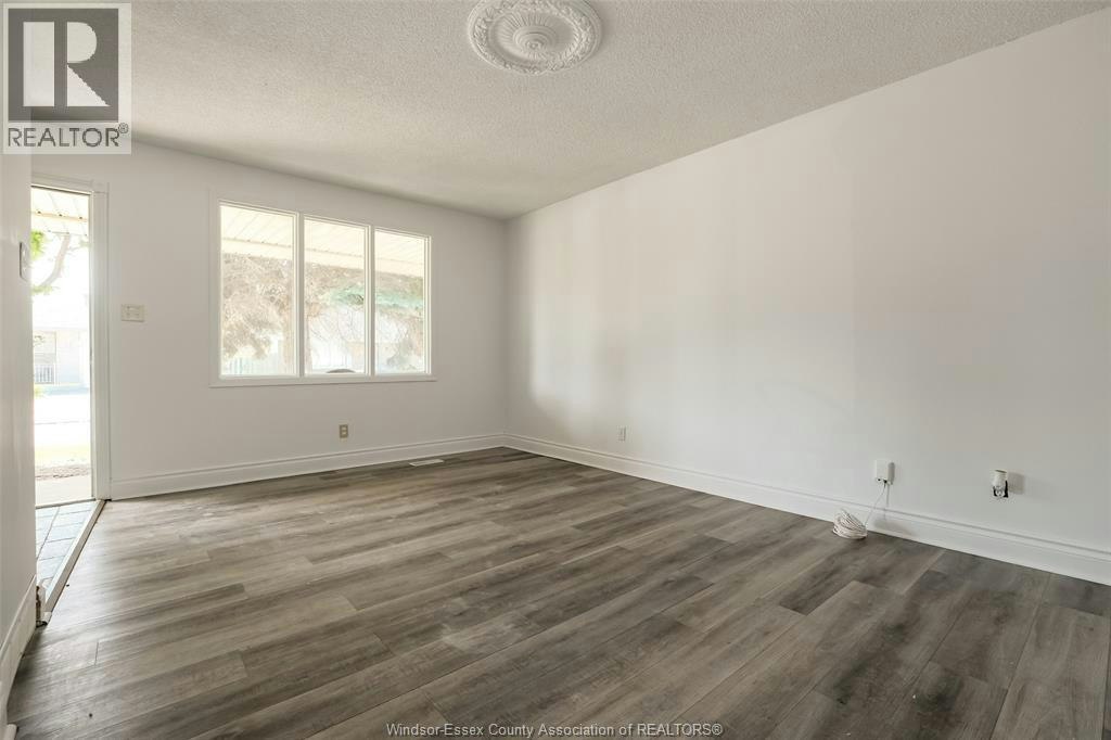 3309 Aurora Drive, Windsor, ON, N8R 1Y9 - 5