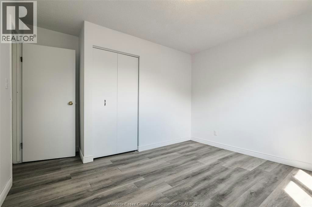 3309 Aurora Drive, Windsor, ON, N8R 1Y9 - 12