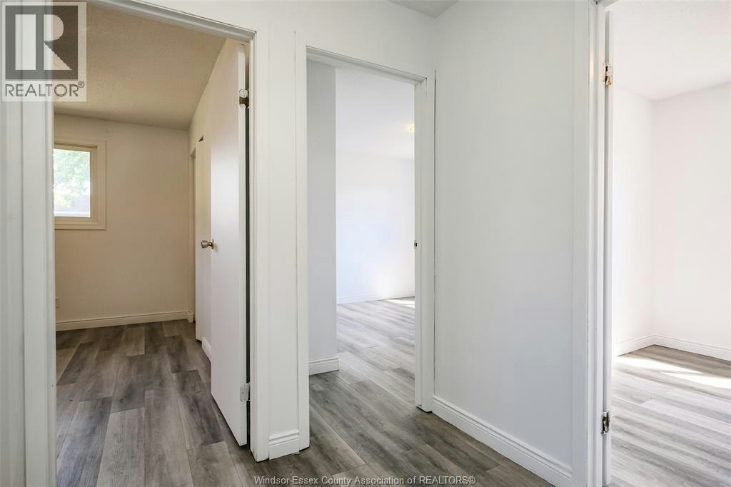 3309 Aurora Drive, Windsor, ON, N8R 1Y9 - 8