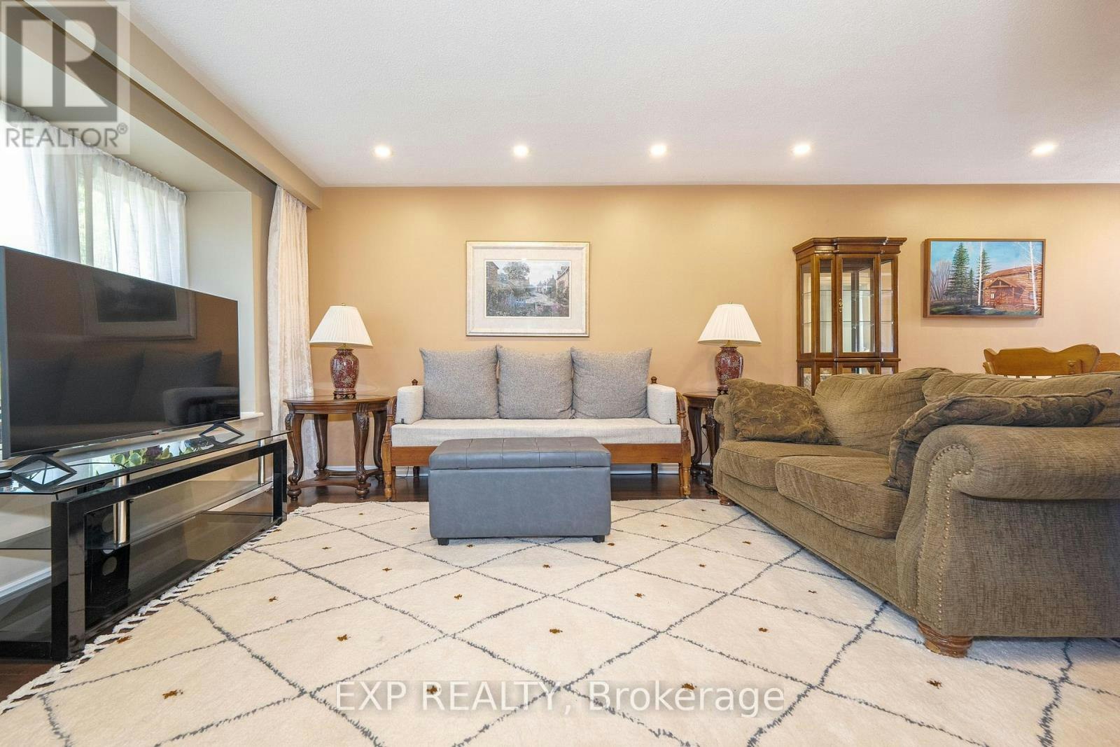 74 Longford Crescent, Toronto, ON, M1W 1P4 - 8