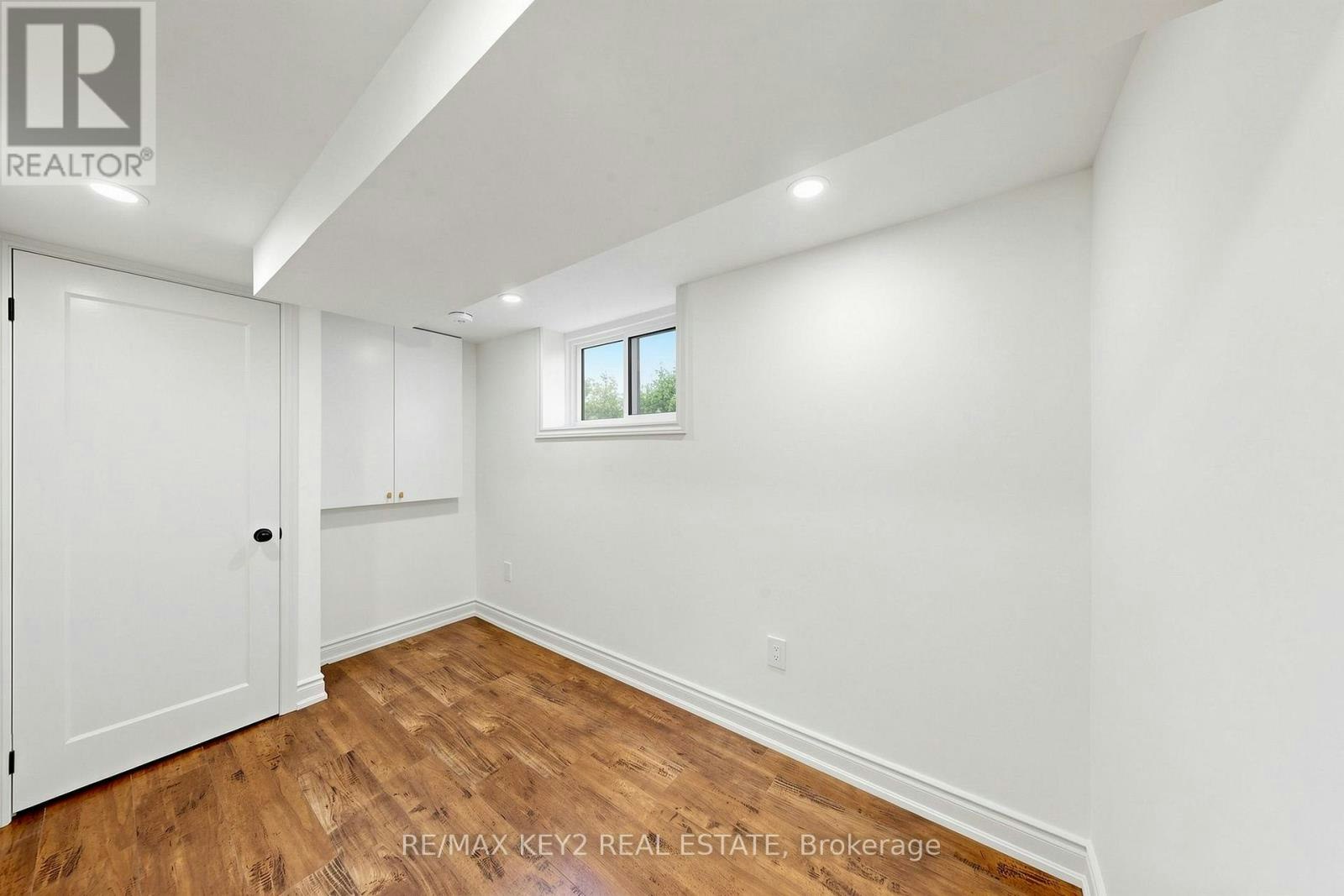 BSMT-707 Walnut Street W, Whitby, ON, L1N 2W9 - 13