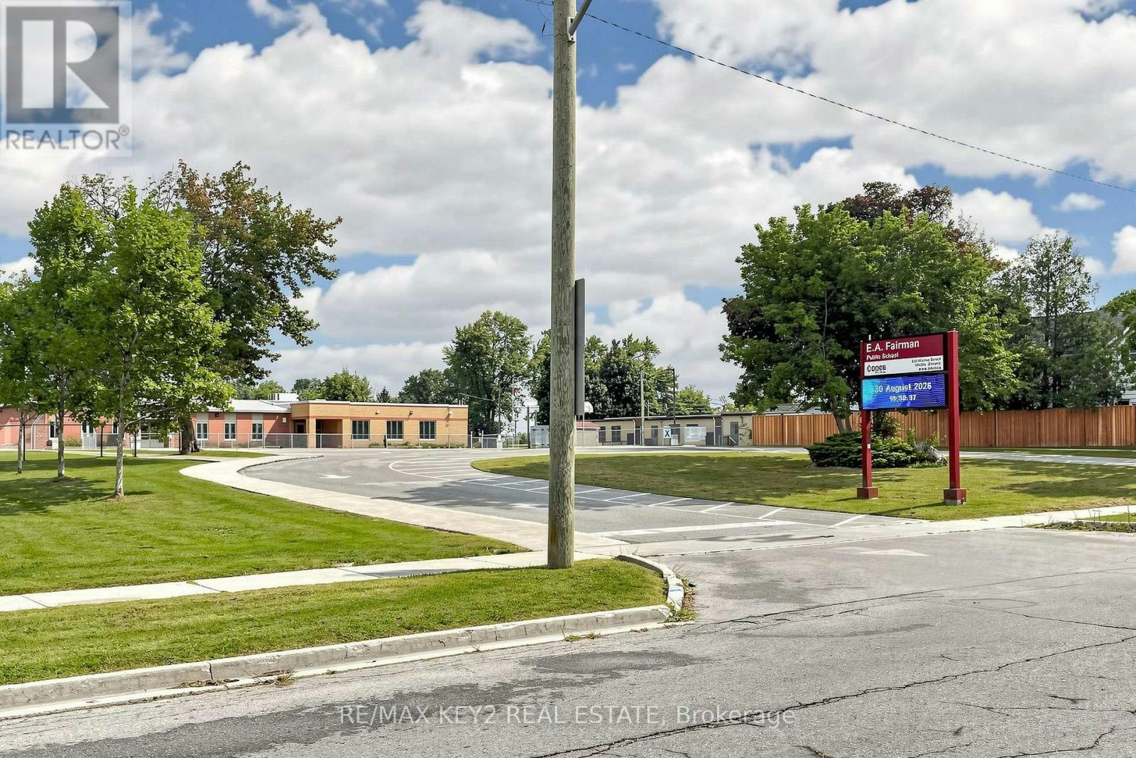 BSMT-707 Walnut Street W, Whitby, ON, L1N 2W9 - 24