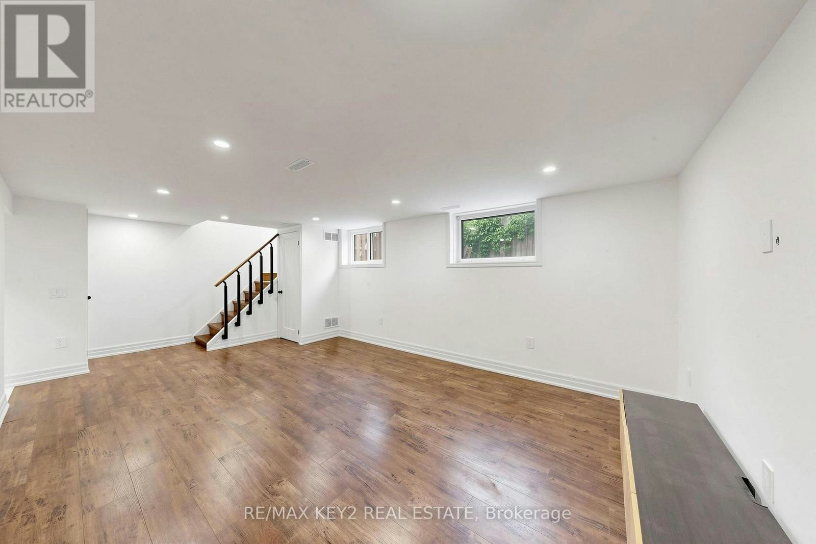 BSMT-707 Walnut Street W, Whitby, ON, L1N 2W9 - 3
