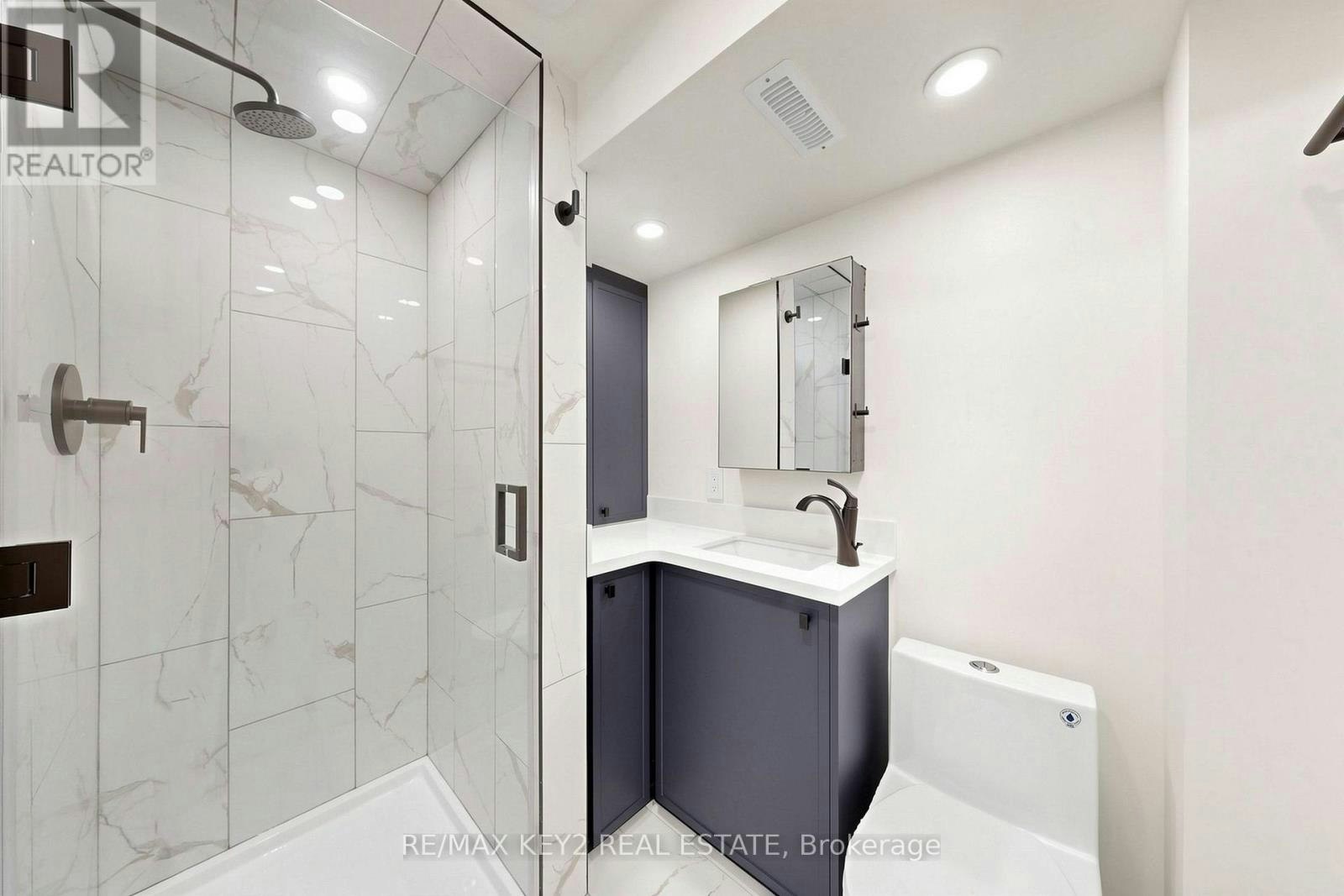 BSMT-707 Walnut Street W, Whitby, ON, L1N 2W9 - 14