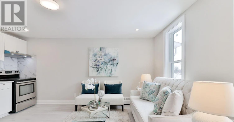 1-81 Mcmillan Drive, Oshawa, ON, L1G 3Z7 - 2