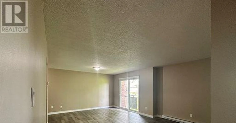 12-7 Lowndes Avenue, Georgina, ON, L4P 4C5