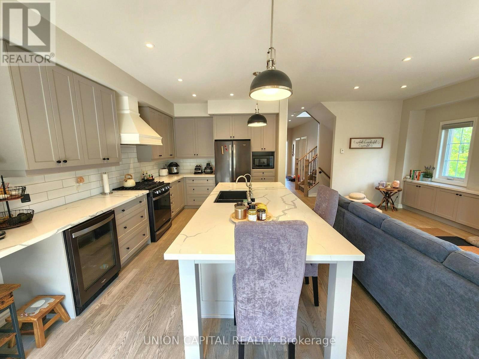 47 Gord Matthews Way, Uxbridge, ON, L9P 0E9 - 5
