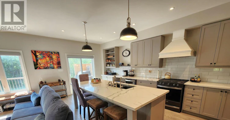 47 Gord Matthews Way, Uxbridge, ON, L9P 0E9 - 4