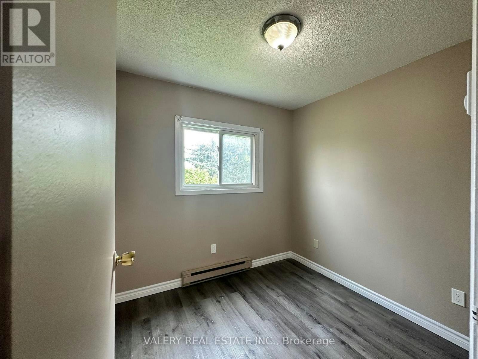 7-1 Lowndes Avenue, Georgina, ON, L4P 3J7 - 7