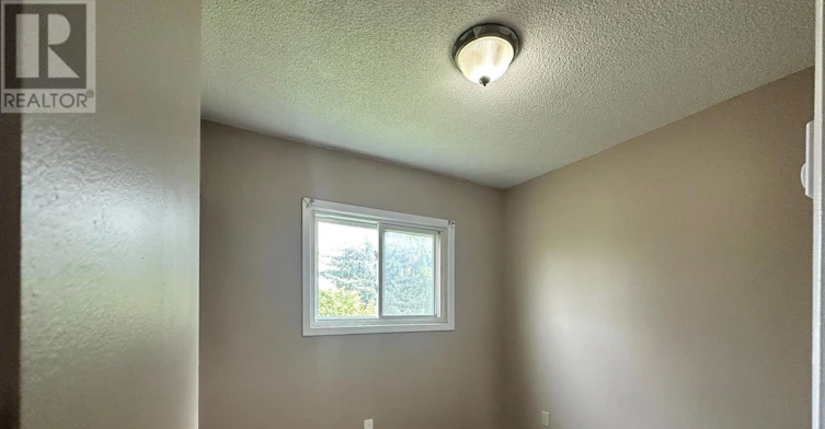 7-1 Lowndes Avenue, Georgina, ON, L4P 3J7 - 7