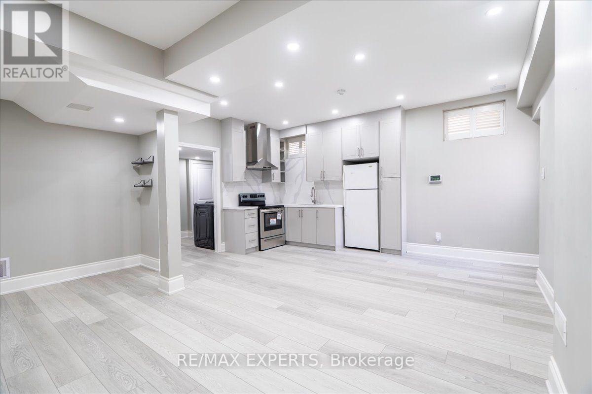 22 Travers Gate, Springwater, ON, L9X 0S8 - 34