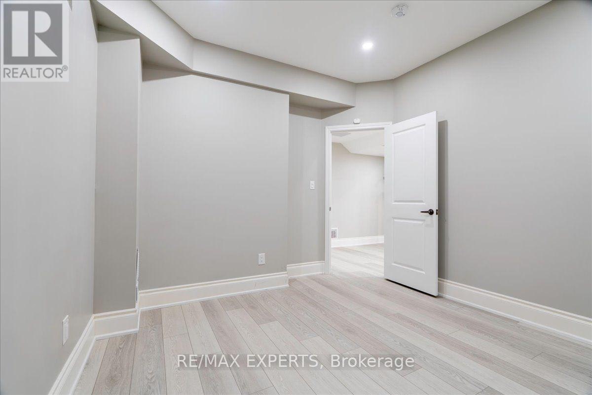 22 Travers Gate, Springwater, ON, L9X 0S8 - 38